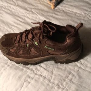 Columbia Brown Trail Sneaker with Green Accents